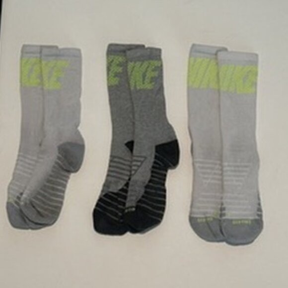 Nike Dri-FIT Crew Socks (3 Pairs – 2 White, 1 Gray, Neon Green Logo) - Picture 1 of 1